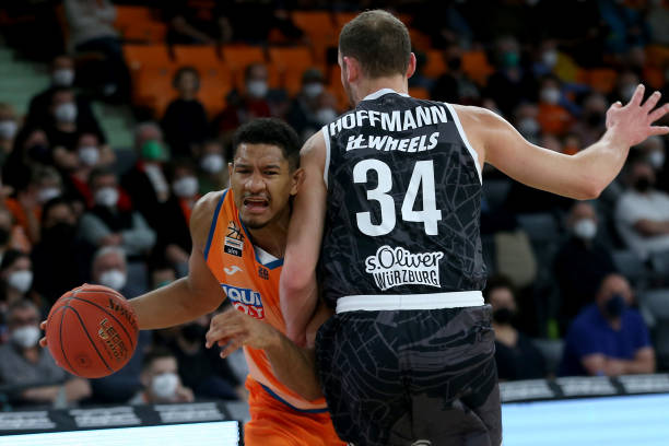 星球员的出 星球员的出